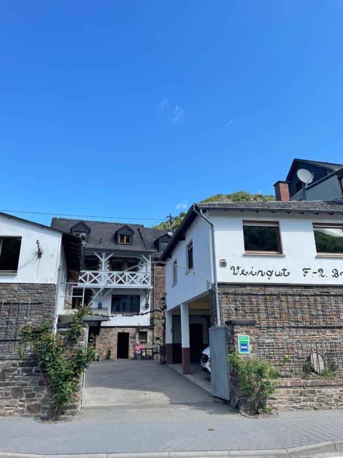 Hotel Altes Weingut Broehl à Hatzenport Extérieur photo